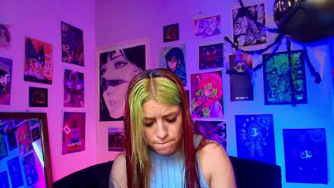 Snapshot of holyeva chatting on 5, 12, 2024   online show from 5, 12, 2024