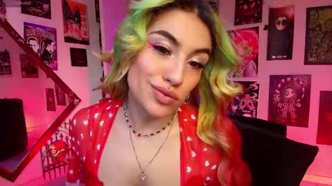Snapshot of holyeva chatting on 18, 2, 2025   online show from 18, 2, 2025
