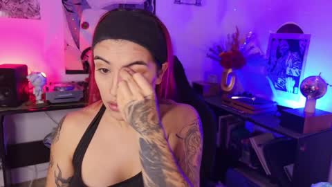   online show from 15, 5, 2026