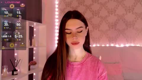 Mia online show from 28, 9, 2025