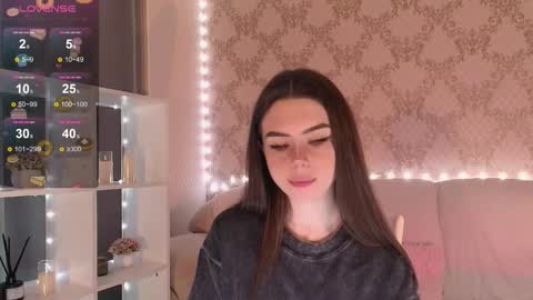 Mia online show from 18, 12, 2025