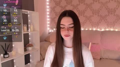 Mia online show from 11, 4, 2026