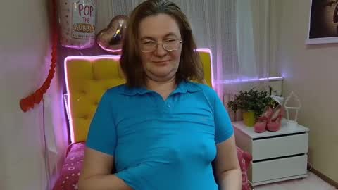 holymilfa online show from 11, 3, 2025