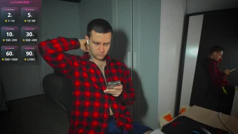 Snapshot of honestandrew chatting on 2, 2, 2025 Andrew online show from 2, 2, 2025