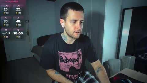 Snapshot of honestandrew chatting on 17, 2, 2025 Andrew online show from 17, 2, 2025