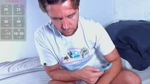 Snapshot of honestandrew chatting on 16, 10, 2025 Andrew online show from 16, 10, 2025