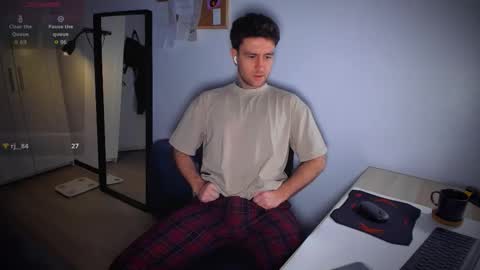 Snapshot of honestandrew chatting on 13, 2, 2026 Andrew online show from 13, 2, 2026