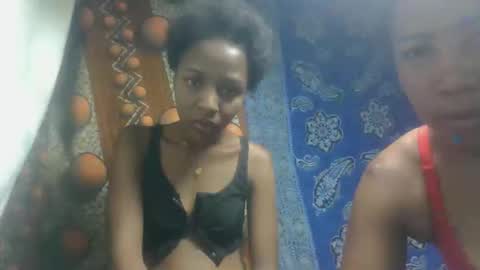 honey00069 online show from 12, 4, 2026