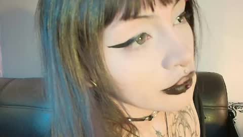 Snapshot of honey_dark chatting on 15, 5, 2026 Honney online show from 15, 5, 2026