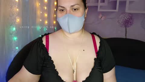 Alexa and Oscar online show from 12, 4, 2026