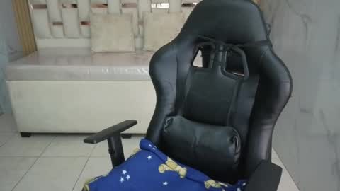 Snapshot of honey_torres_sub chatting on 29, 4, 2026 HONEY online show from 29, 4, 2026