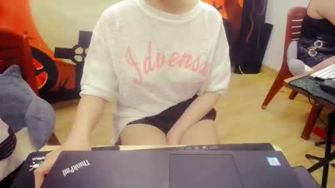 honeybaby2k online show from 4, 11, 2025