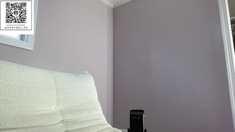 Snapshot of honeybelle8 chatting on 5, 1, 2026 belle brunette online show from 5, 1, 2026