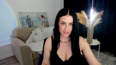 Jacqueline online show from 28, 5, 2026