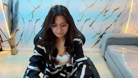 Snapshot of honeydoll_tf chatting on 6, 5, 2026 honeydoll_tf online show from 6, 5, 2026