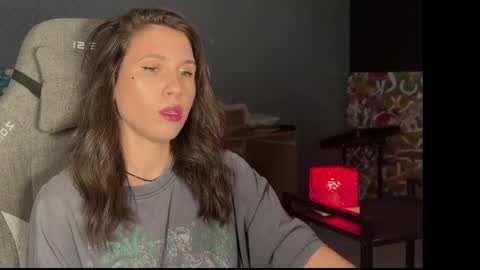 Snapshot of honeyed_hazze chatting on 2, 6, 2026 honeyed_hazze online show from 2, 6, 2026