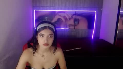 HONEY LUXE online show from 1, 2, 2026