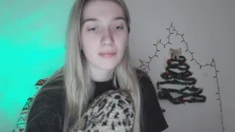 honeyveil online show from 4, 2, 2026