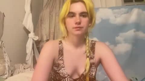 Emi Rose online show from 27, 5, 2026