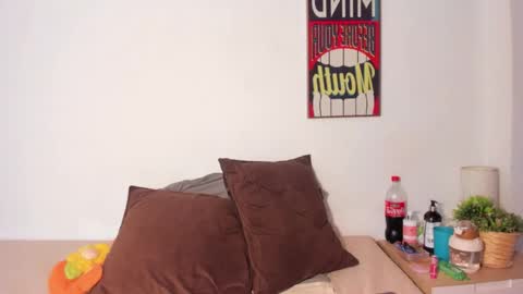 Snapshot of honeyyybrown chatting on 10, 10, 2025 HoneyBrown online show from 10, 10, 2025