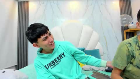 hoot_booys_ online show from 23, 2, 2026