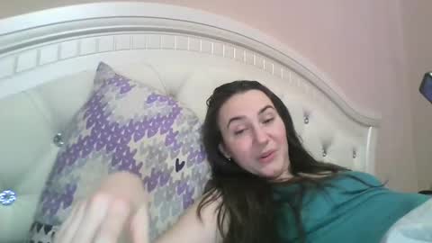 hootloove69 online show from 24, 1, 2025