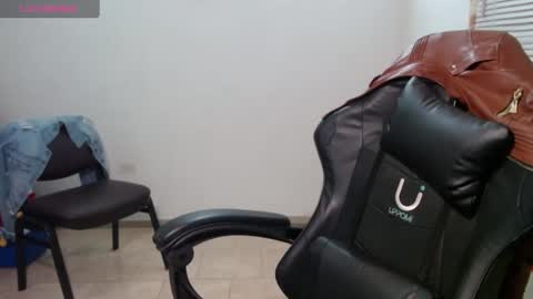 Snapshot of horny_and_daring chatting on 28, 12, 2024 horny and daring online show from 28, 12, 2024
