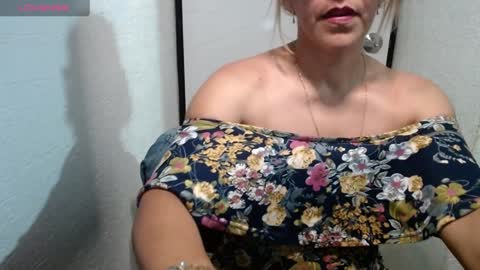 Snapshot of horny_and_daring chatting on 30, 12, 2024 horny and daring online show from 30, 12, 2024