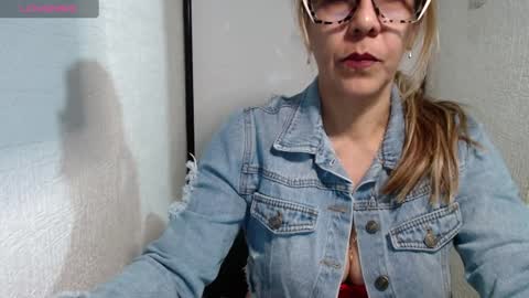Snapshot of horny_and_daring chatting on 7, 1, 2025 horny and daring online show from 7, 1, 2025