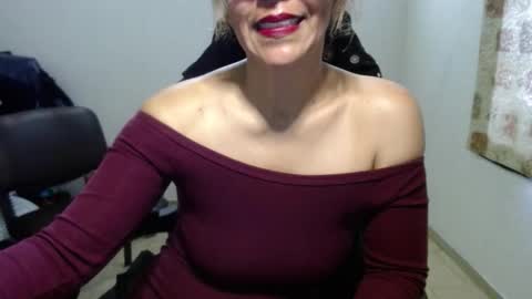 Snapshot of horny_and_daring chatting on 3, 12, 2025 horny and daring online show from 3, 12, 2025