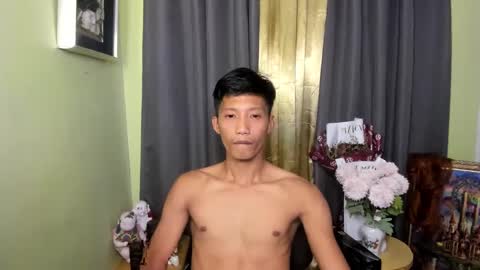 Snapshot of horny_asianmoreno chatting on 28, 1, 2025 ROGER online show from 28, 1, 2025