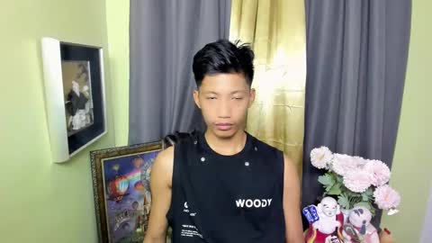 Snapshot of horny_asianmoreno chatting on 5, 3, 2025 ROGER online show from 5, 3, 2025