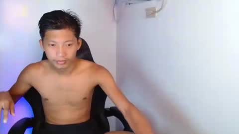 Snapshot of horny_asianmoreno chatting on 22, 9, 2025 ROGER online show from 22, 9, 2025