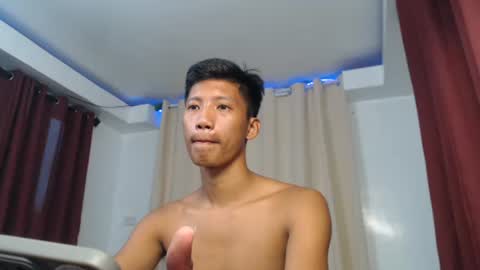 Snapshot of horny_asianmoreno chatting on 21, 10, 2025 ROGER online show from 21, 10, 2025