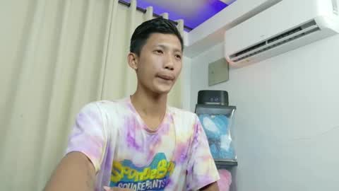 Snapshot of horny_asianmoreno chatting on 31, 10, 2025 ROGER online show from 31, 10, 2025