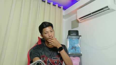 Snapshot of horny_asianmoreno chatting on 3, 11, 2025 ROGER online show from 3, 11, 2025