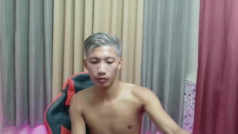 Snapshot of horny_asianmoreno chatting on 3, 12, 2025 ROGER online show from 3, 12, 2025
