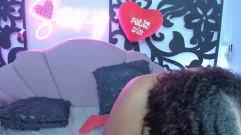 Snapshot of horny_babyss chatting on 16, 2, 2025 CATALINA Y LAURA online show from 16, 2, 2025