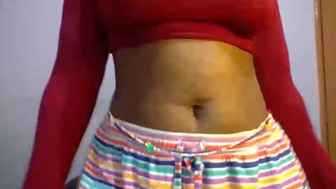 Snapshot of horny_hearts chatting on 19, 5, 2026 phanice online show from 19, 5, 2026