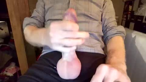Snapshot of horny_hubby0077 chatting on 29, 5, 2026 Horny Hubby online show from 29, 5, 2026