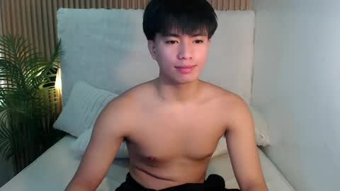Snapshot of horny_jamesxx chatting on 9, 5, 2026 cum boy james online show from 9, 5, 2026