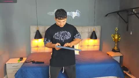 horny_nick18 online show from 8, 10, 2025