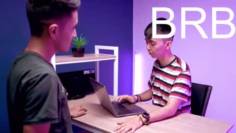 Alex and Camilo online show from 16, 2, 2025