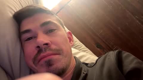 Snapshot of hornyboi2710 chatting on 28, 3, 2026 Justin 7 inches online show from 28, 3, 2026