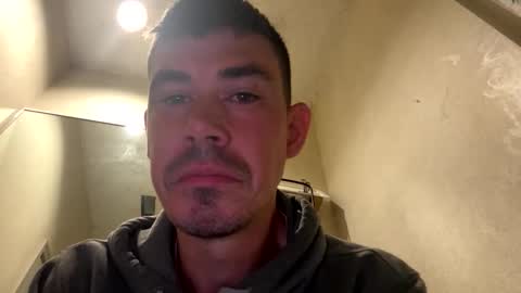 Snapshot of hornyboi2710 chatting on 26, 4, 2026 Justin 7 inches online show from 26, 4, 2026