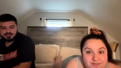 Snapshot of hornycouple123879935 chatting on 14, 10, 2025 BellaBrianx online show from 14, 10, 2025