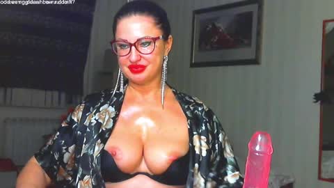 Snapshot of hornymommy69_ chatting on 21, 2, 2025 Monica online show from 21, 2, 2025