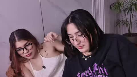 little cutties online show from 17, 7, 2026