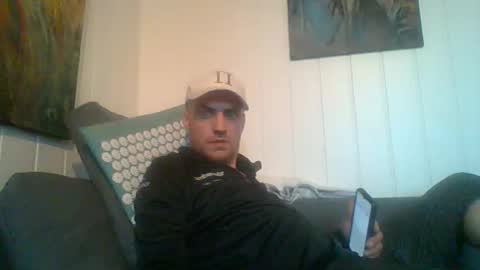 Snapshot of hornyvikingoe chatting on 2, 2, 2025 hornyvikingoe online show from 2, 2, 2025