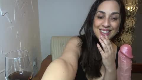 Snapshot of hornywifebbw chatting on 9, 2, 2025 Mary Coelho online show from 9, 2, 2025